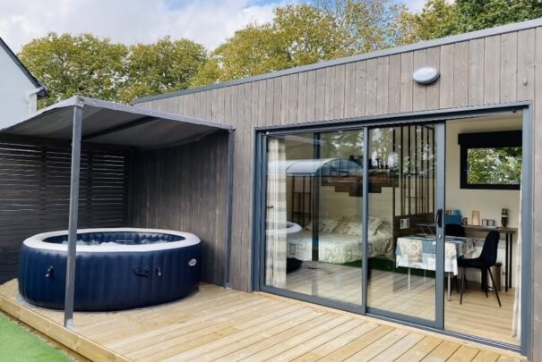 Extension de maison réalisée grâce à un studio modulaire en suisse